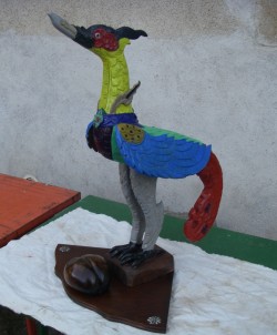 L'oiseau de Feu , en bois de Platane , Polychrome.