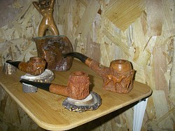 travail de petite sculpture fait main.
